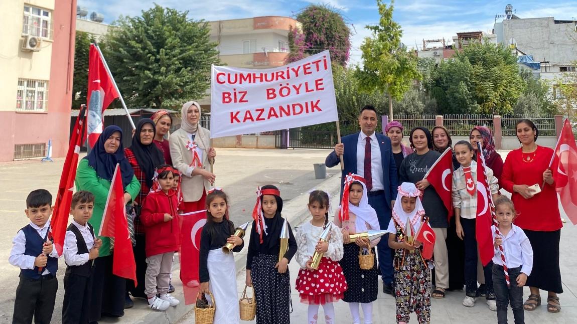 29 EKİM CUMHURİYET BAYRAMINI COŞKUYLA KUTLADIK